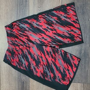Under Armour shorts EUC